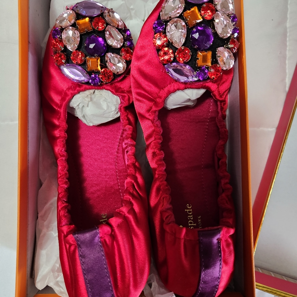 Kate Spade Satin Velvety Flats, Sz 8M Red , NWOT